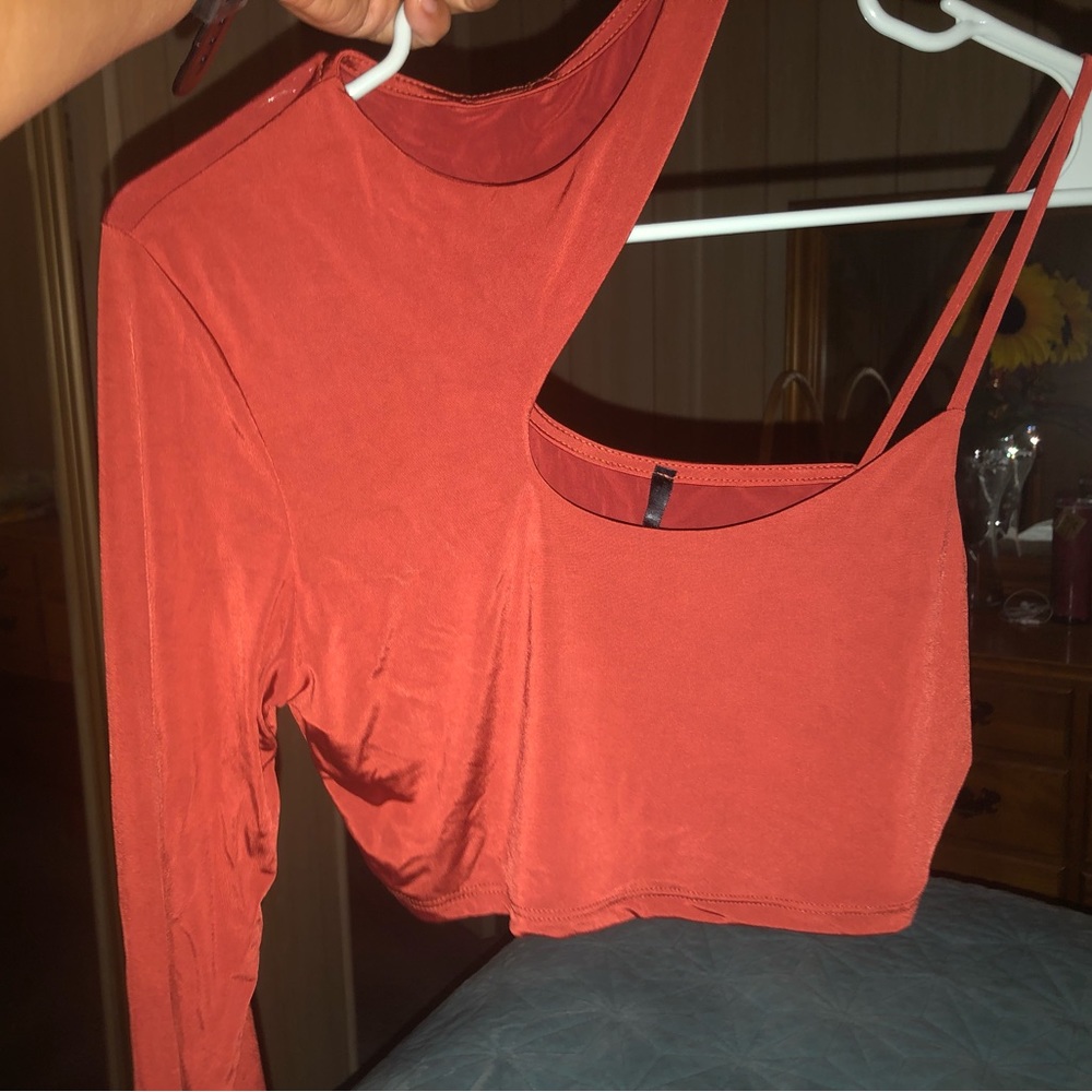 Shelly cropped top size Medium